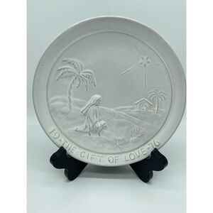 Frankoma‎  THE GIFT OF LOVE 1976  Vintage Christmas Plate